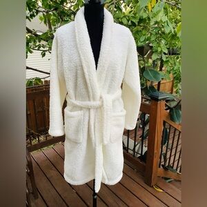 Pottery Barn Robe 🌷🌷